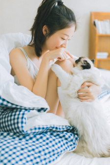 女按摩师电影在线无删减